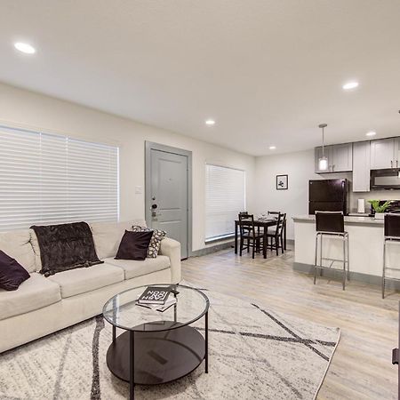 Trendy Midtown Apt, Walk To Shops & Sites, Pets Ok ヒューストン エクステリア 写真