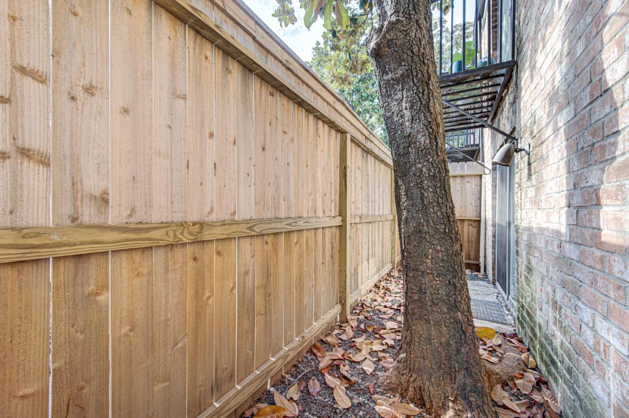 Trendy Midtown Apt, Walk To Shops & Sites, Pets Ok ヒューストン エクステリア 写真