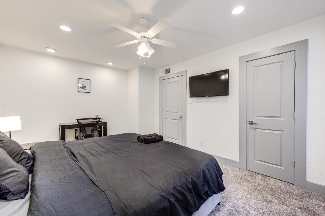 Trendy Midtown Apt, Walk To Shops & Sites, Pets Ok ヒューストン エクステリア 写真