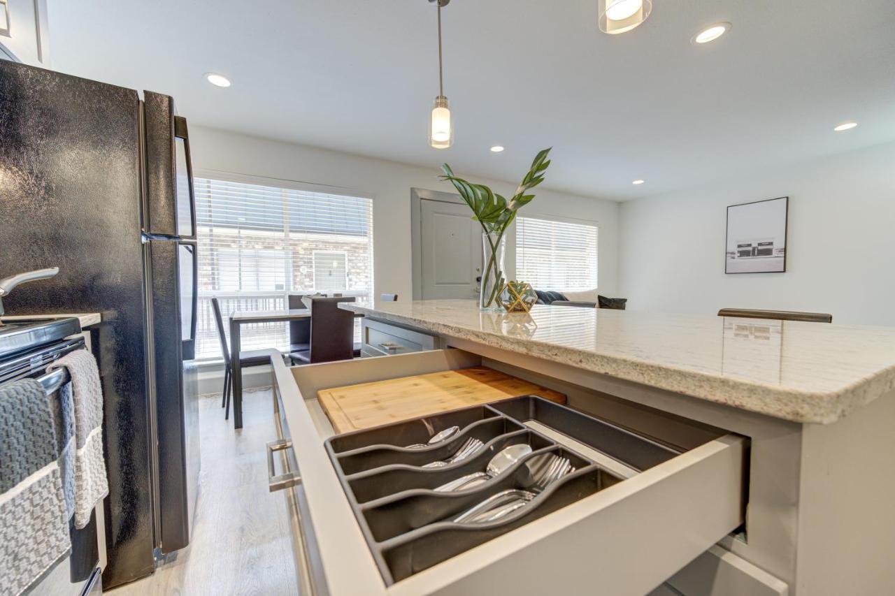 Trendy Midtown Apt, Walk To Shops & Sites, Pets Ok ヒューストン エクステリア 写真